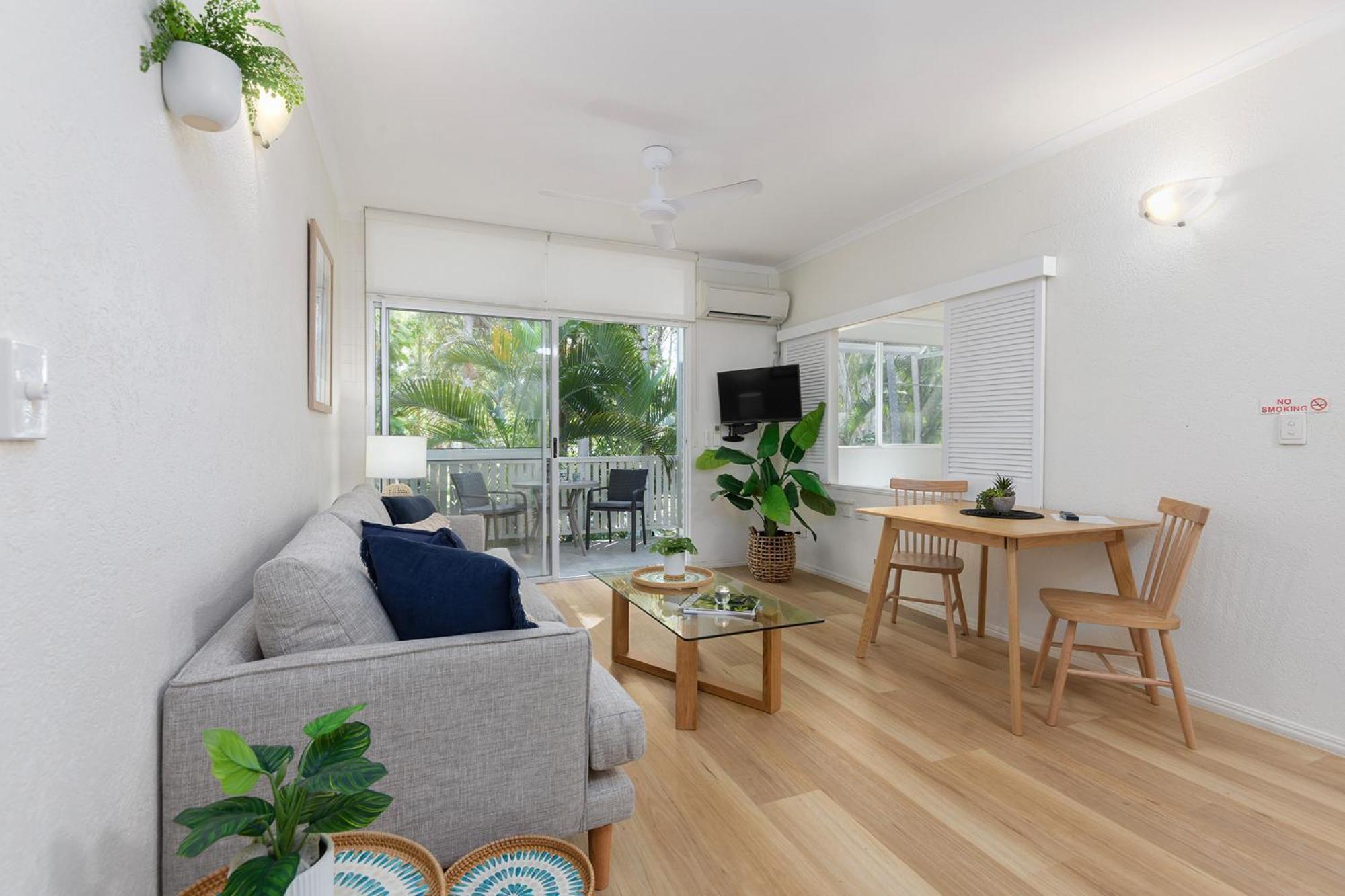 Coral Apartments ポートダグラス エクステリア 写真
