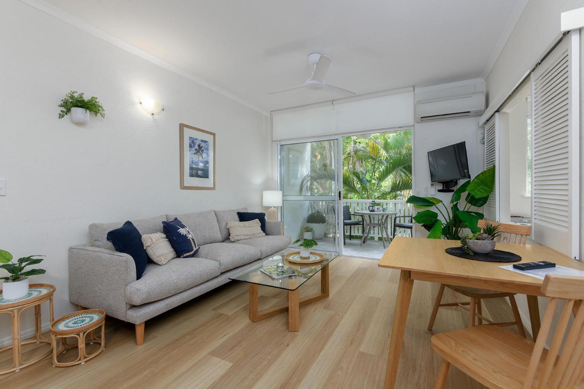 Coral Apartments ポートダグラス エクステリア 写真